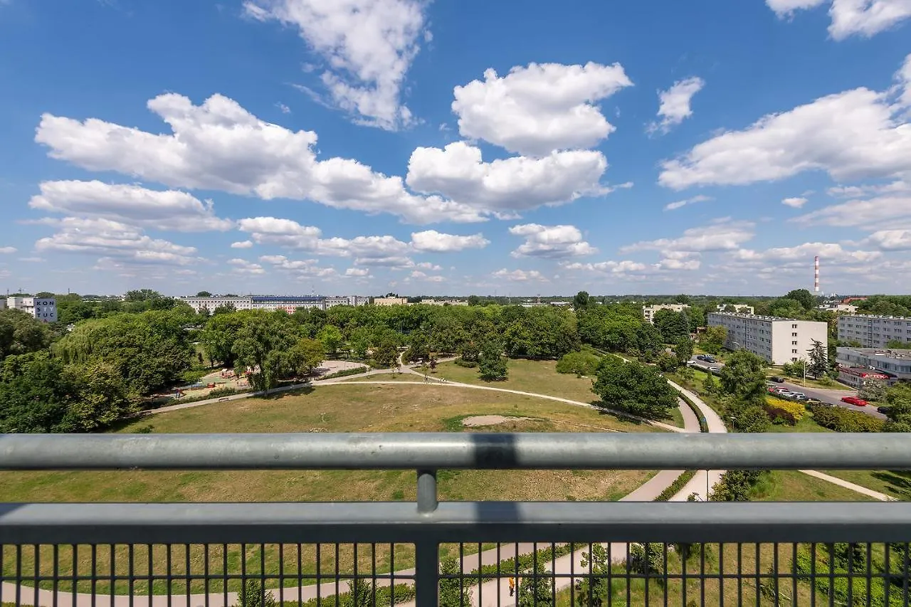 Апартаменты Kobielska 6 - Bezplatny Parking - Free Parking - 500M Wojskowy Instytut Medyczny - Wielki Taras Z Przepieknym Widokiem Na Park - Apartament Dla 4 Osob - Better Rentral Варшава