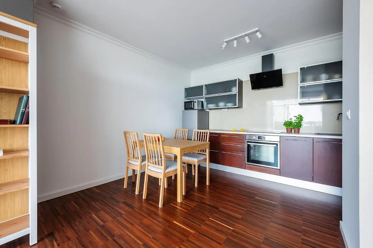 Kobielska 6 - Bezplatny Parking - Free Parking - 500M Wojskowy Instytut Medyczny - Wielki Taras Z Przepieknym Widokiem Na Park - Apartament Dla 4 Osob - Better Rentral Варшава